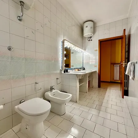 B&B Holiday Couette-café