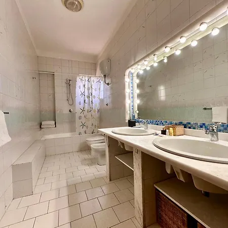 B&B Holiday Torre Annunziata