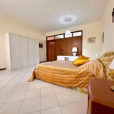 B&B Holiday Torre Annunziata