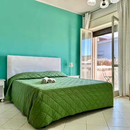 B&B Holiday Couette-café Torre Annunziata