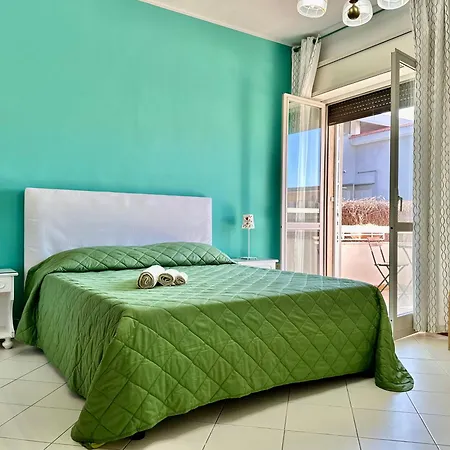 فندق مبيت وإفطار B&B Holiday 3*