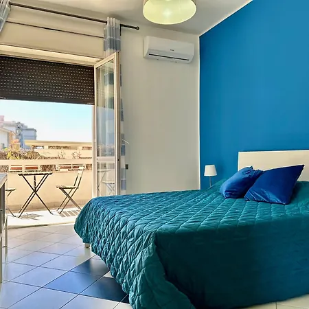Nocleg ze śniadaniem B&B Holiday *
