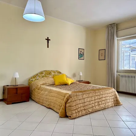 B&B Holiday Nocleg ze śniadaniem *